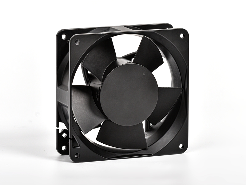 120x120x38mm軍用風(fēng)機2